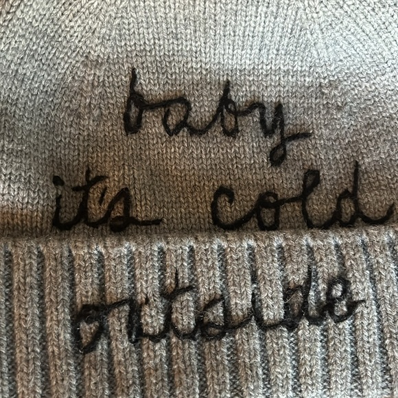 BNWT Kate Spade Toque and Mitt set - Picture 3 of 3